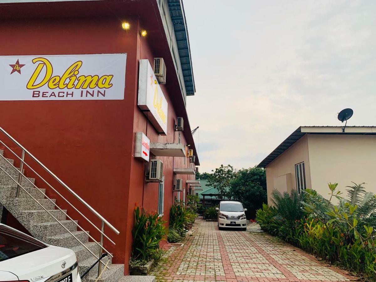 D Lima Beach Inn Pantai Cenang  Exterior photo